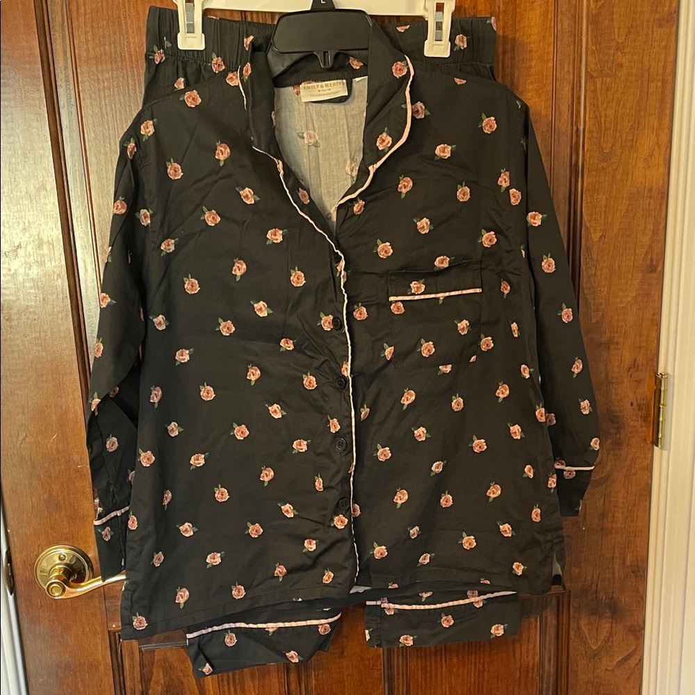 Emily and Merritt (pottery barn) Floral Black Pajama Set